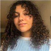 Étudiante en école de commerce propose des cours particuliers de français (niveau primaire à baccalauréat)